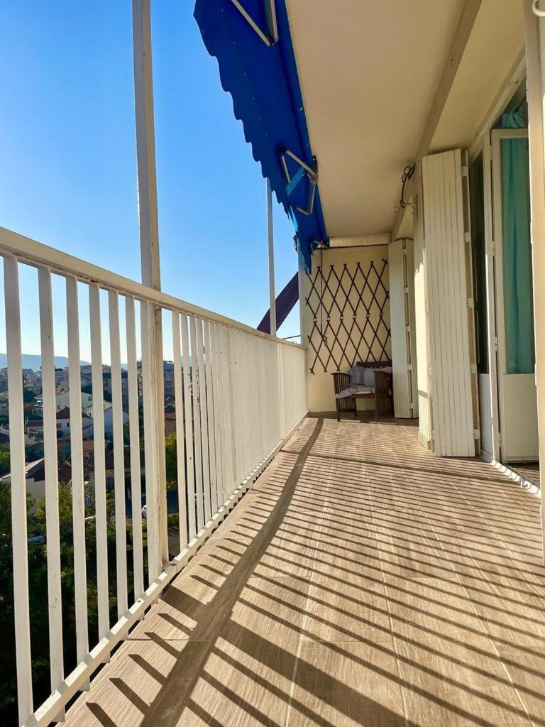 Appartement Ile D'or Spacieux Et Confortable A 100m De La